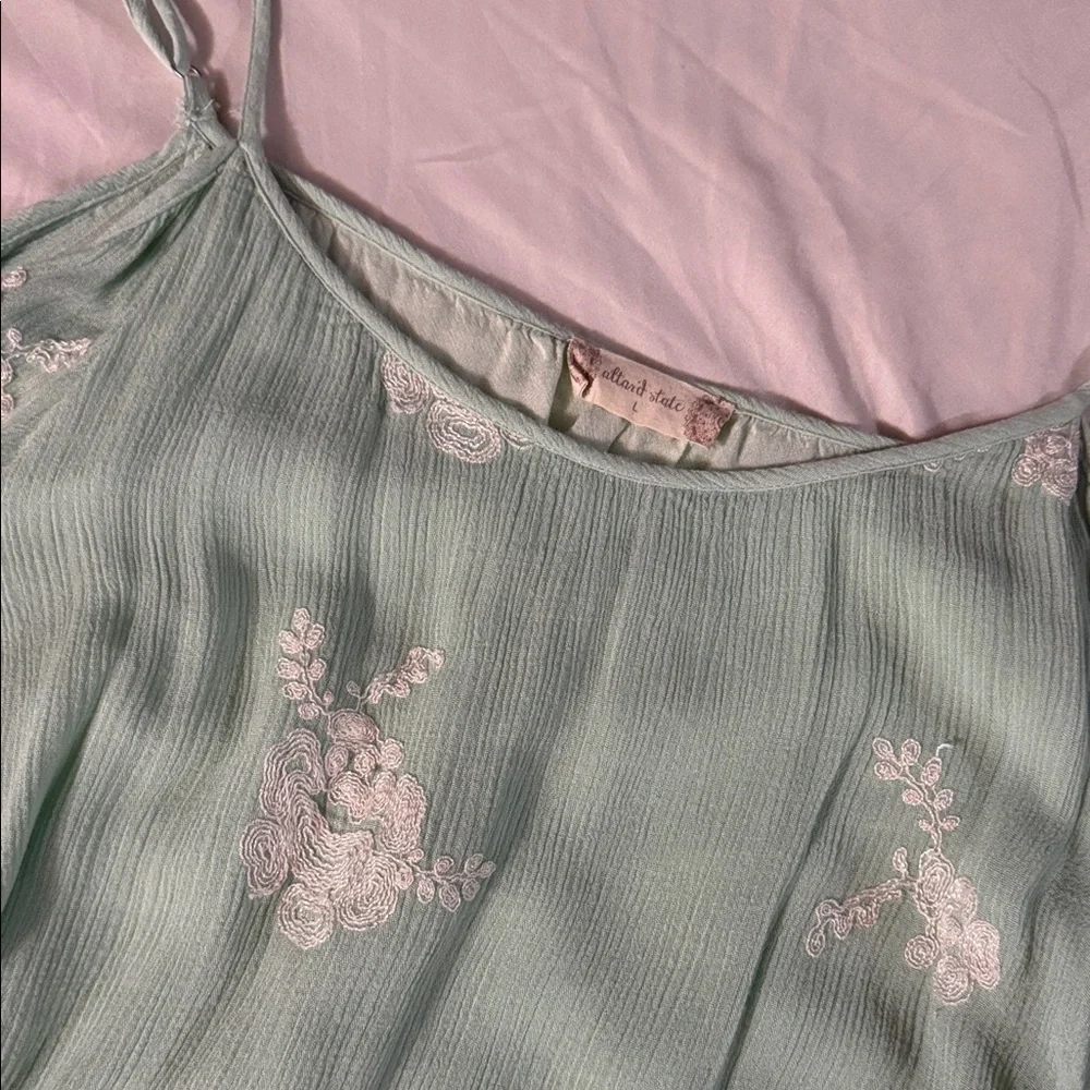 Altrd State Mint Green Floral Women's Top - Picture 2 of 5